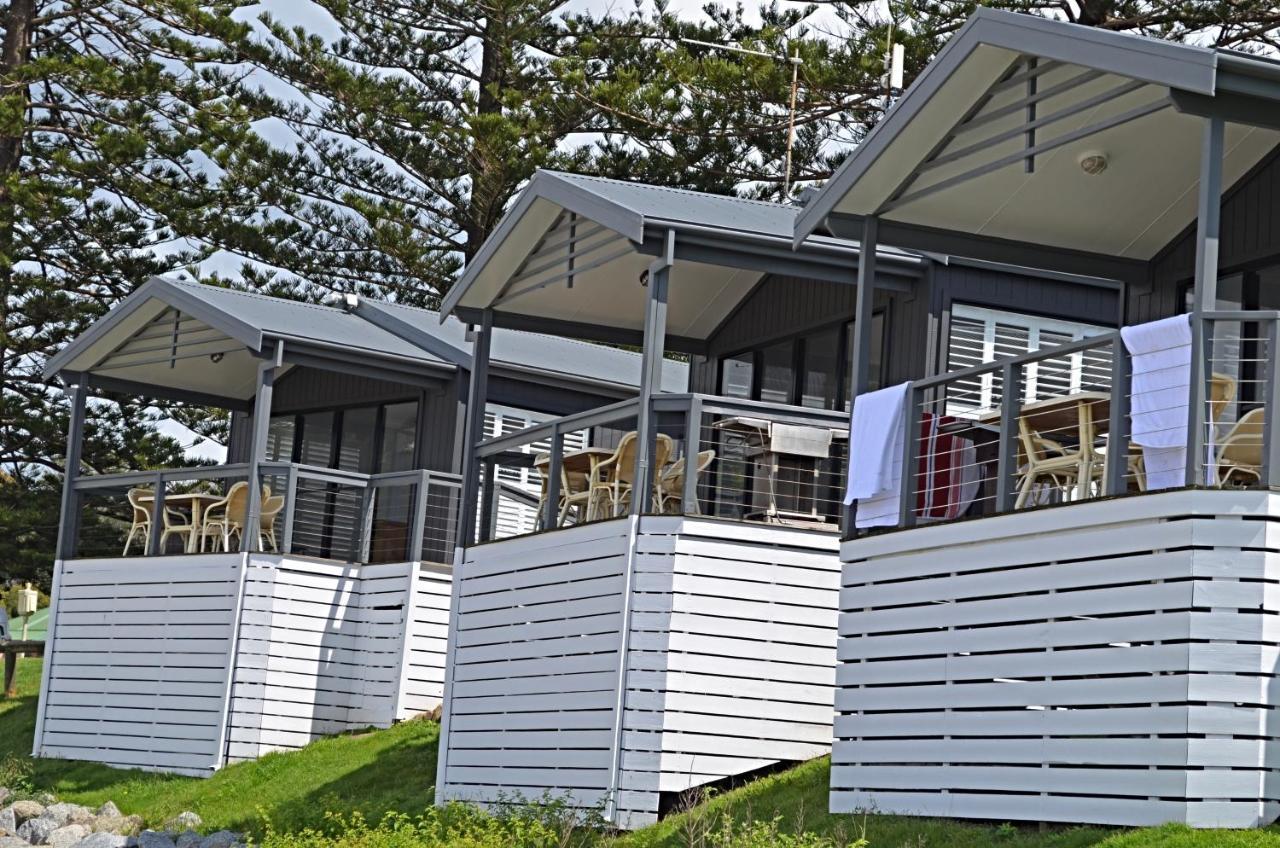 Tuross Beach Cabins & Campsites ทูรอสเฮดส์ ภายนอก รูปภาพ