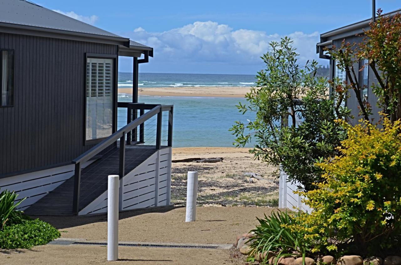 Tuross Beach Cabins & Campsites ทูรอสเฮดส์ ภายนอก รูปภาพ