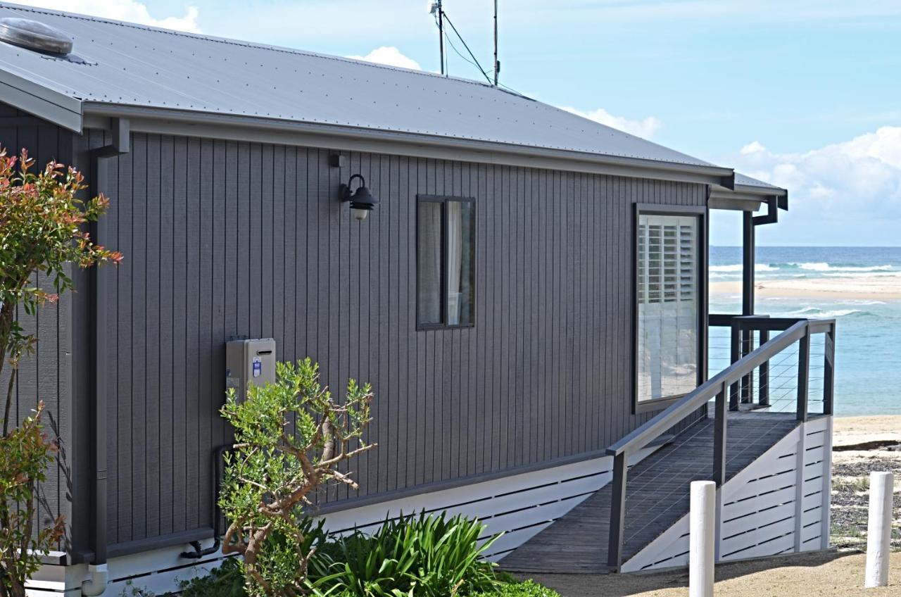 Tuross Beach Cabins & Campsites ทูรอสเฮดส์ ภายนอก รูปภาพ