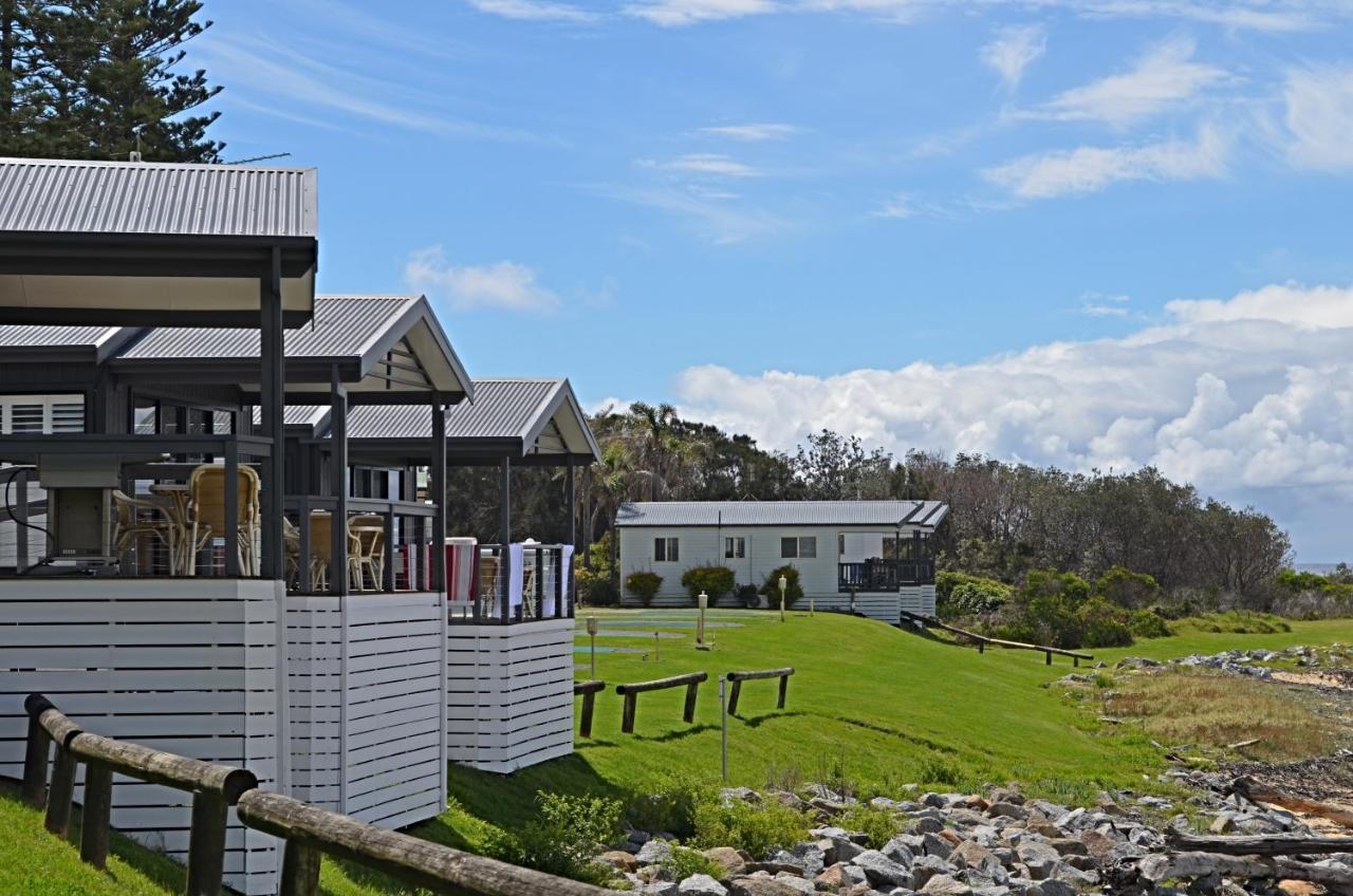 Tuross Beach Cabins & Campsites ทูรอสเฮดส์ ภายนอก รูปภาพ