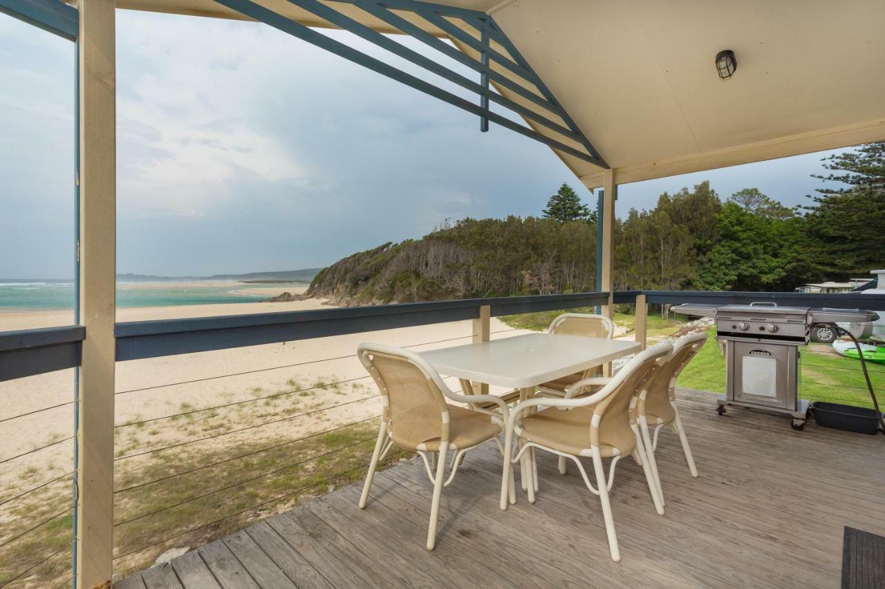 Tuross Beach Cabins & Campsites ทูรอสเฮดส์ ภายนอก รูปภาพ