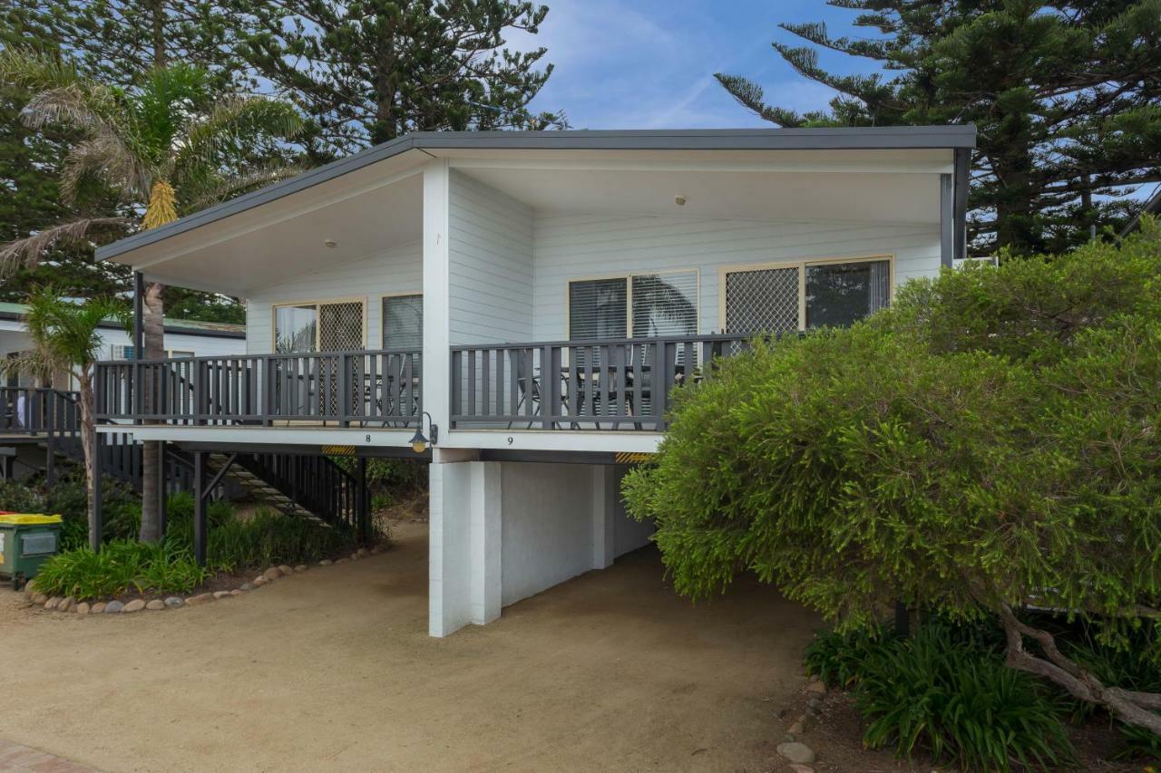 Tuross Beach Cabins & Campsites ทูรอสเฮดส์ ภายนอก รูปภาพ