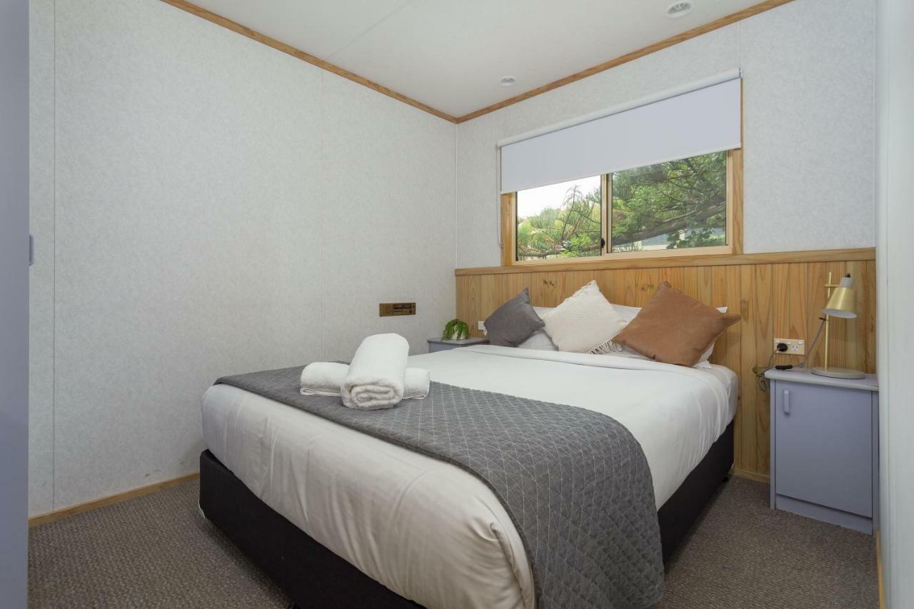 Tuross Beach Cabins & Campsites ทูรอสเฮดส์ ภายนอก รูปภาพ